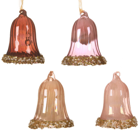 4 χριστουγεννιάτικα στολίδια Kaemingk σε σχήμα καμπάνας και αποχρώσεις παλ ροζ, κρεμ και διακόσμηση με πέρλες στο χείλος της καμπάνας.