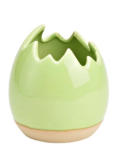 Βεραμάν πασχαλινό γλαστράκι σε σχήμα αυγού σπασμένο στο πάνω μέρος όπου μπορεί να χρησιμοποιηθεί και ως μπολάκι για σοκολατάκια ή οτιδήποτε άλλο επιθυμήτε . Η διάσταση του είναι 11x12x11 εκ. Διατήθεται και σε κρεμ