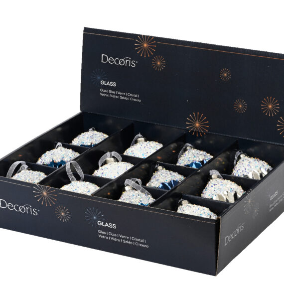 Σετ 12 τμχ χριστουγεννιάτικο γυάλινο στολίδι με διάφανες και μπλε χάντρες και πουλιες στο επανω μέρος σε 2 σχέδια και χρώματα 3 στολίδια σε κωνικό σχήμα σε βαθιά μπλε απόχρωση 3 στολίδια σε σχήμα μπάλας σε βαθιά μπλε απόχρωση 3 στολίδια σε κωνικό σχήμα σε μεταλλική ασημί απόχρωση 3 στολίδια σε σχήμα μπάλας σε μεταλλική ασημί απόχρωση Διάμετρος 8εκ.