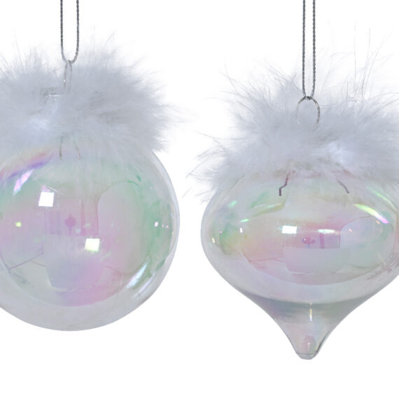 Σετ 12 τμχ χριστουγεννιάτικα αύθραυστα διαφανές στολίδια σε λευκή απόχρωση και με λευκά πούπουλα στο επάνω μέρος. 6 στολίδια σε σχήμα μπάλας 6 στολίδια σε σχήμα ρόμβου Διάμετρος: 8cm Μήκος: 8cm 