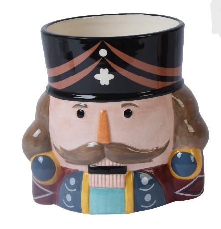 Κασπώ Καρυοθραύστη σε μπορντό αποχρώση και μαύρο καπέλο. Πολλαπλής χρήσης 15,5 x 12,5 x 15cm.